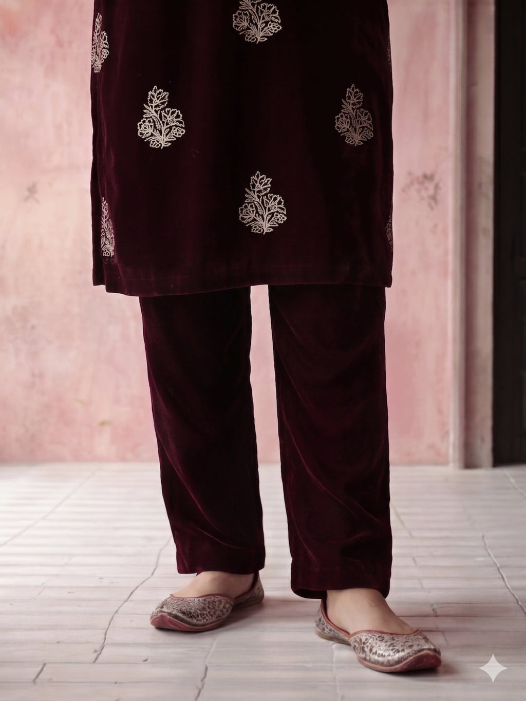 Kurta With Pant & Dupatta Ethnic Kurta Set For Women
